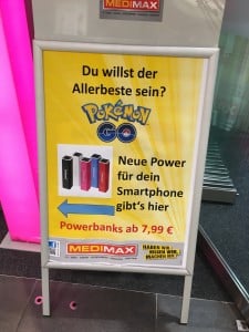 Pokemon Marketing - Du willst der Allerbeste sein? Punktgenaues Marketing: Medimax bietet Powerbank für Pokemon Go Spieler.